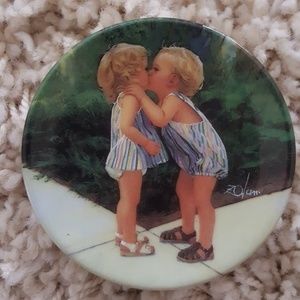 Vintage Pemberton & Oakes Miniature  Plate